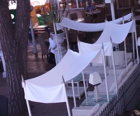 Nettuno 4* Τζεσόλο Λίντο