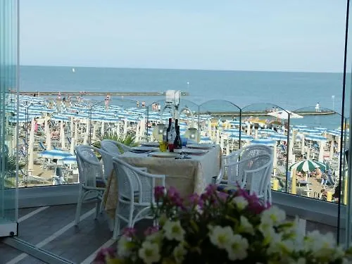 Nettuno Otel 4*